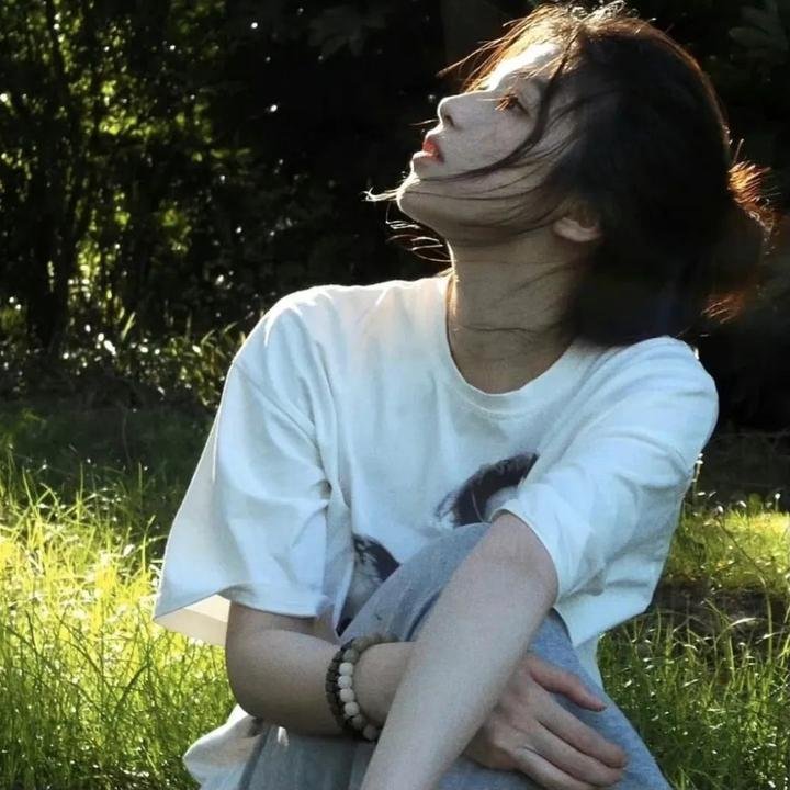 姊姊妹妹站起来